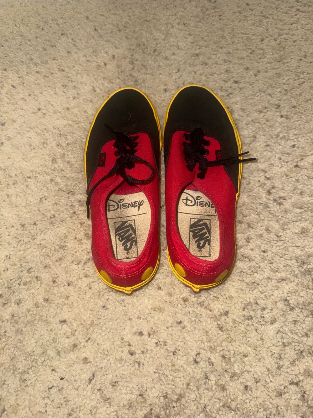 Vans x Disney Red & Black Low-Top Sneakers size 8.5